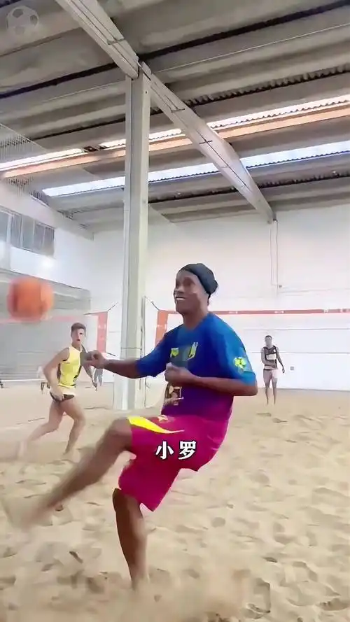 詹姆斯交出