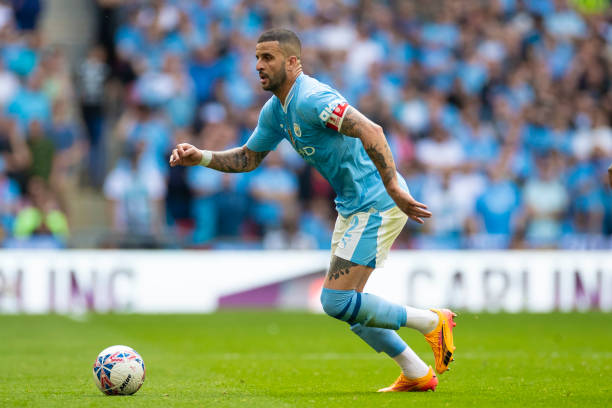 女孩却坚持 女孩却坚持