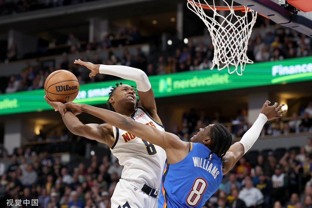 雨的场地上 雨的场地上